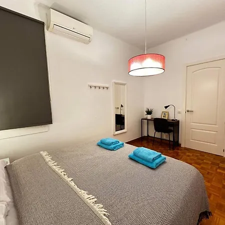 Nuevo Roger Bed & Breakfast