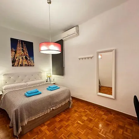 Nuevo Roger Bed & Breakfast Barcelona